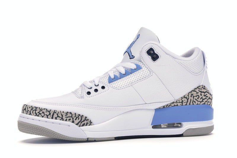 Air Jordan 3 Retro Unc (2020), vista a 360 gradi 17 di 36