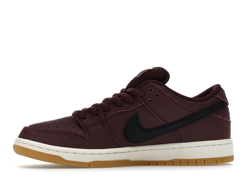 Nike Sb Dunk Low Pro Burgundy Crush - Burgundy Crush/Black/Mystic Dates/Sail/Gum Light Brown/Safety Orange - IO2304-600 - 18