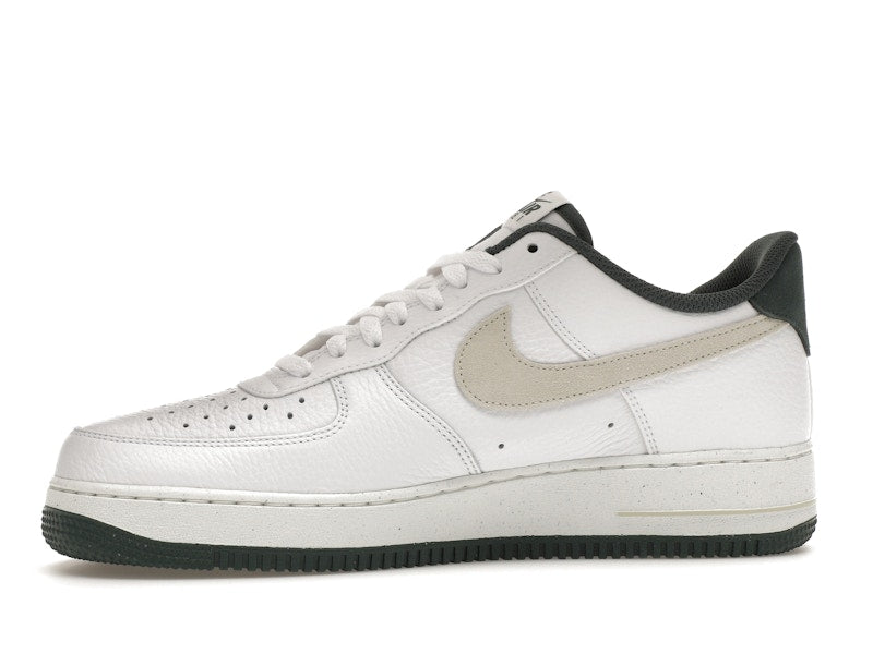 Nike Air Force 1 Low '07 LV8 Vintage Green, vista a 360 gradi 18 di 36