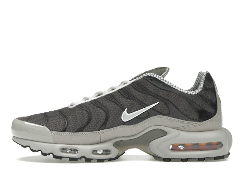 Nike Air Max Plus Year Of The Snake - Cave Stone/Summit White/Metallic Pewter/Vast Grey - IB7679-200 - 19