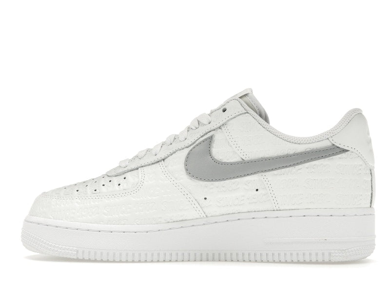 Air Force 1 Low Since 1982 (Women's), vista a 360 gradi 20 di 36