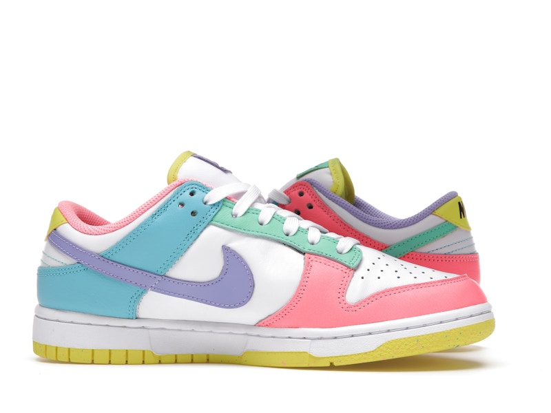 Nike Dunk Low SE Easter Candy (Women's), vista a 360 gradi 20 di 36