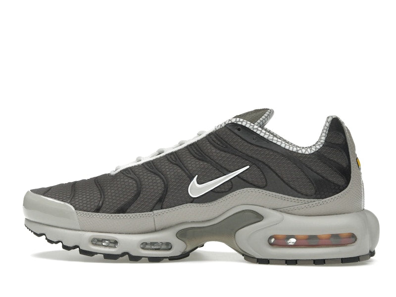 Nike Air Max Plus Year Of The Snake - Cave Stone/Summit White/Metallic Pewter/Vast Grey - IB7679-200 - 20