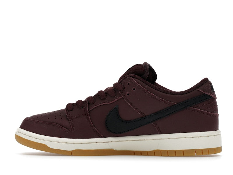 Nike Sb Dunk Low Pro Burgundy Crush - Burgundy Crush/Black/Mystic Dates/Sail/Gum Light Brown/Safety Orange - IO2304-600 - 20