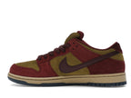 Nike SB Dunk Low Dark Team Red Olive Flak, vista a 360 gradi 20 di 36