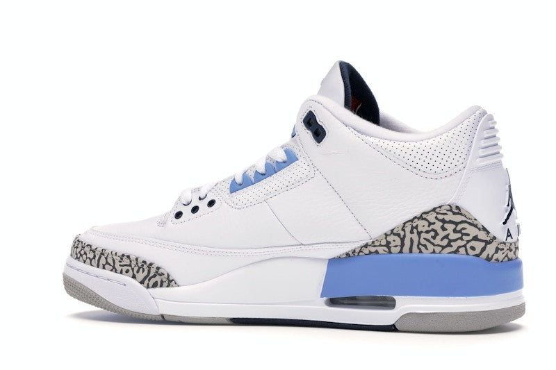 Air Jordan 3 Retro Unc (2020), vista a 360 gradi 21 di 36
