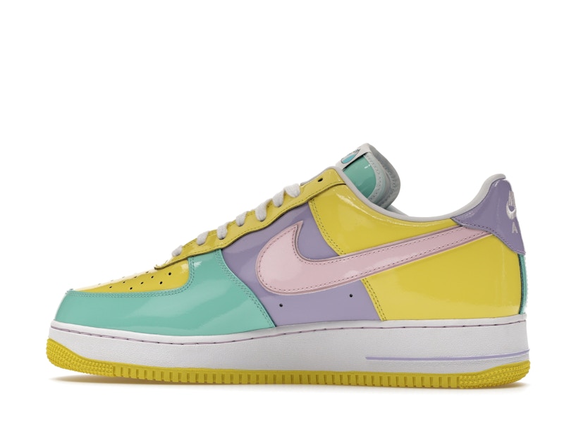 Nike Air Force 1 Low Easter (2026), vista a 360 gradi 21 di 36