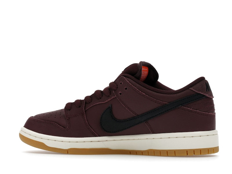 Nike Sb Dunk Low Pro Burgundy Crush - Burgundy Crush/Black/Mystic Dates/Sail/Gum Light Brown/Safety Orange - IO2304-600 - 21