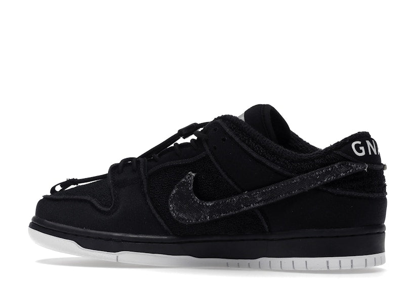 Nike Sb Dunk Low Gnarhunters - Black/Black/White - DH7756-010 - 21