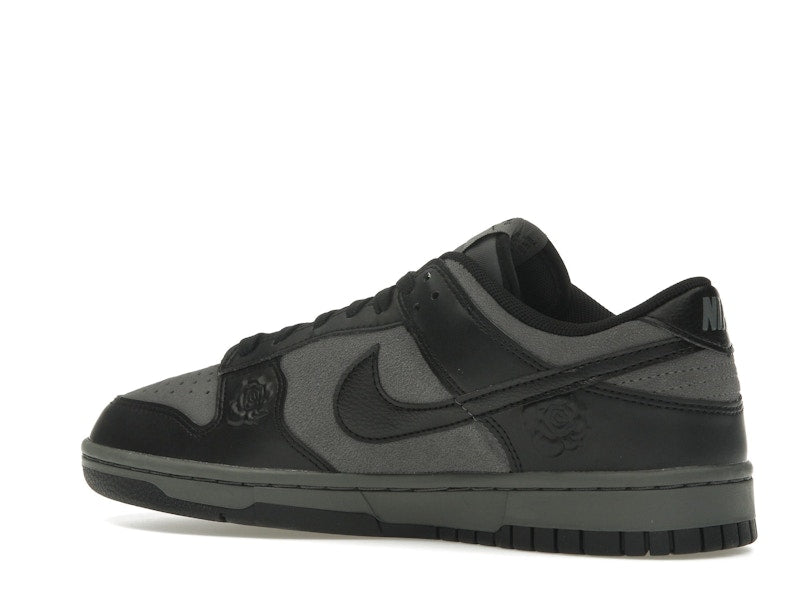 Nike Dunk Low Black Roses (Women's), vista a 360 gradi 22 di 36