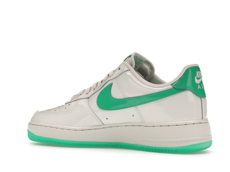 Nike Air Force 1 Low '07 Patent Platinum Tint Stadium Green, vista a 360 gradi 22 di 36