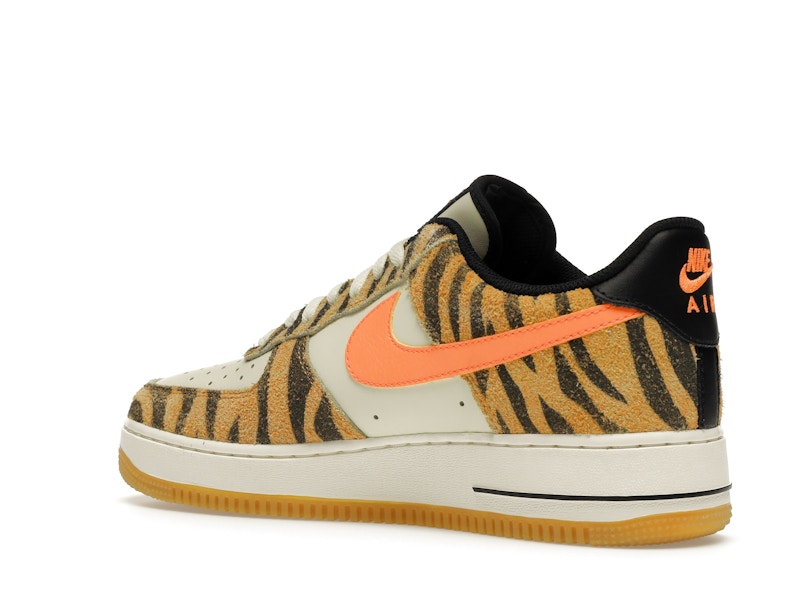 Nike Air Force 1 Low Daktari - Coconut Milk/Atomic Orange-Fuel Orange - DJ6192-100 - 23