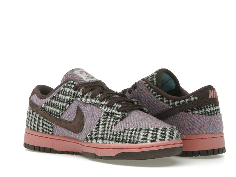 Nike Dunk Low Harris Tweed Purple Pink (Women's), vista a 360 gradi 23 di 36