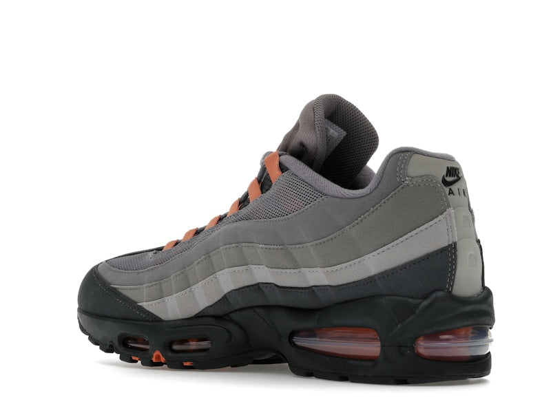 Nike Air Max 95 OG Big Bubble Hot Curry, vista a 360 gradi 23 di 36