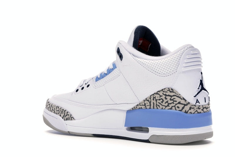 Air Jordan 3 Retro Unc (2020), vista a 360 gradi 23 di 36