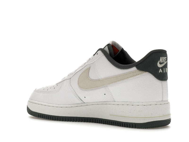 Nike Air Force 1 Low '07 LV8 Vintage Green, vista a 360 gradi 23 di 36