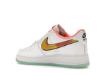 Nike Air Force 1 Low NY vs. NY White Crimson Pulse, vista a 360 gradi 23 di 36