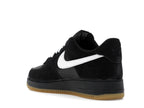 Nike Air Force 1 Low '07 LV8 Black Gum Light Brown White, vista a 360 gradi 24 di 36
