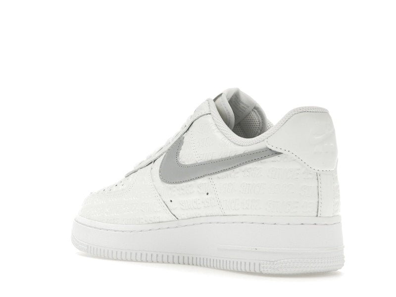 Air Force 1 Low Since 1982 (Women's), vista a 360 gradi 24 di 36
