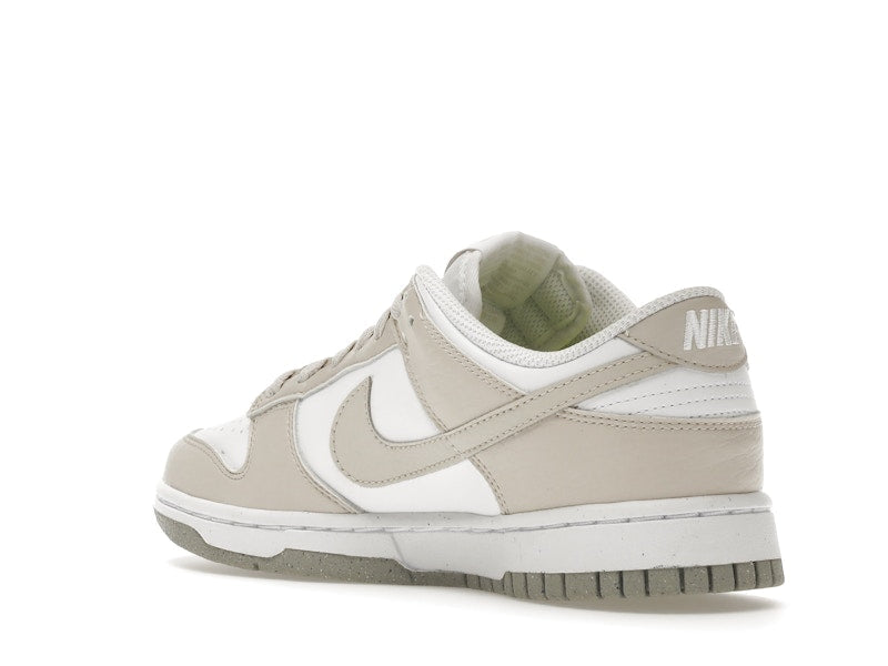 Nike Dunk Low Next Nature White Light Orewood Brown (Women's), vista a 360 gradi 24 di 36
