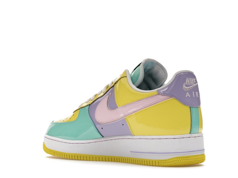 Nike Air Force 1 Low Easter (2026), vista a 360 gradi 24 di 36
