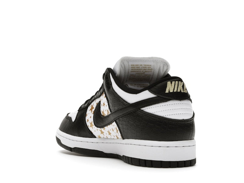 Nike SB Dunk Low Supreme Black, vista a 360 gradi 25 di 36
