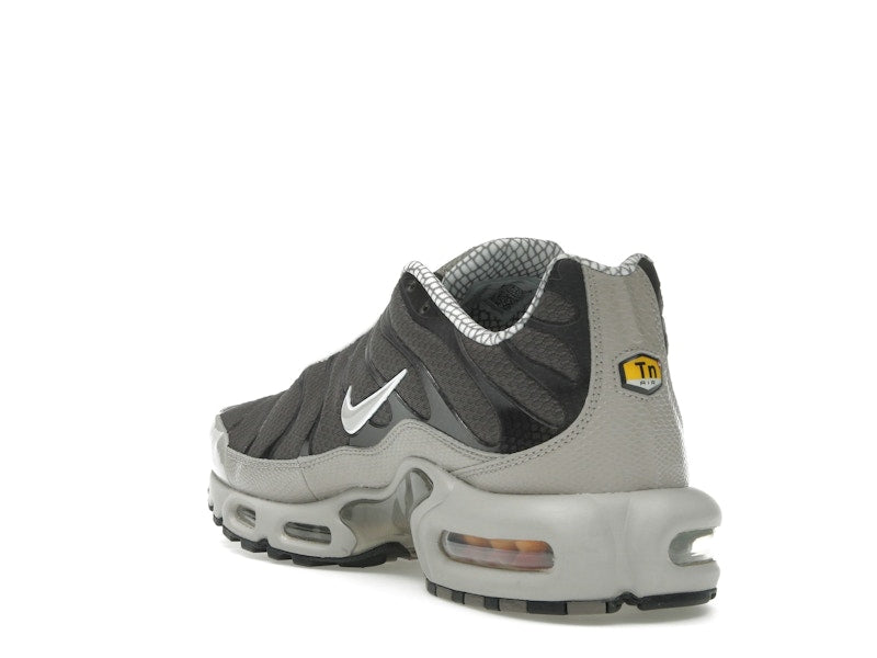 Nike Air Max Plus Year Of The Snake - Cave Stone/Summit White/Metallic Pewter/Vast Grey - IB7679-200 - 25