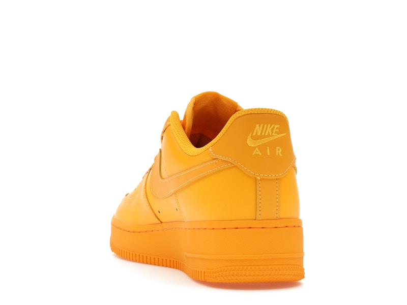 Nike Air Force 1 Low '07 Laser Orange (Women's), vista a 360 gradi 26 di 36