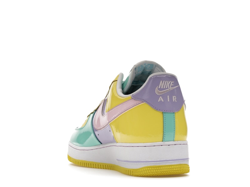 Nike Air Force 1 Low Easter (2026), vista a 360 gradi 26 di 36