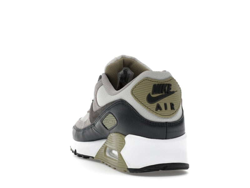 Nike Air Max 90 Light Bone Neutral Olive, vista a 360 gradi 26 di 36