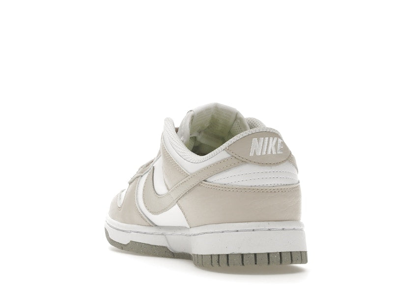 Nike Dunk Low Next Nature White Light Orewood Brown (Women's), vista a 360 gradi 26 di 36