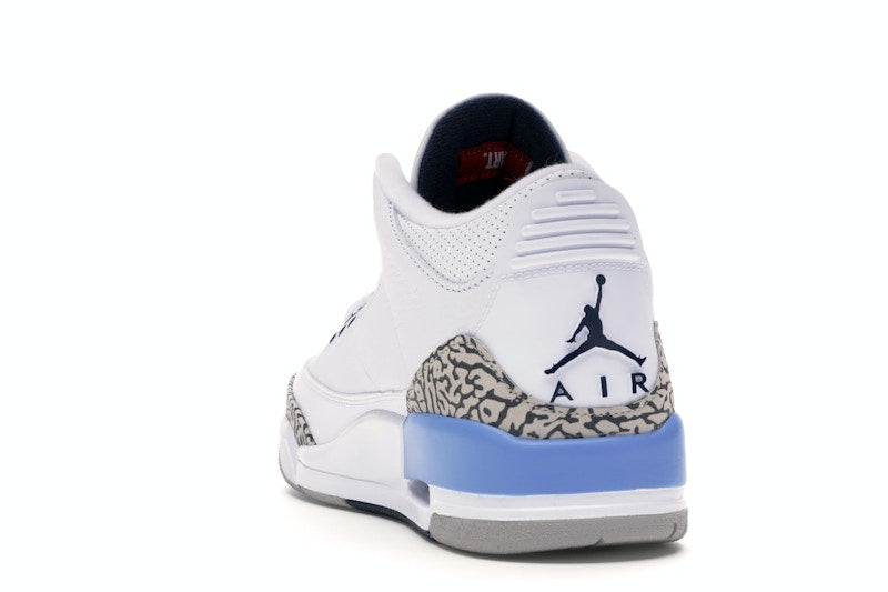 Air Jordan 3 Retro Unc (2020), vista a 360 gradi 26 di 36