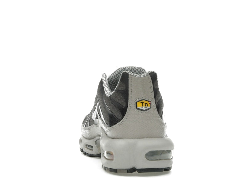 Nike Air Max Plus Year Of The Snake - Cave Stone/Summit White/Metallic Pewter/Vast Grey - IB7679-200 - 27