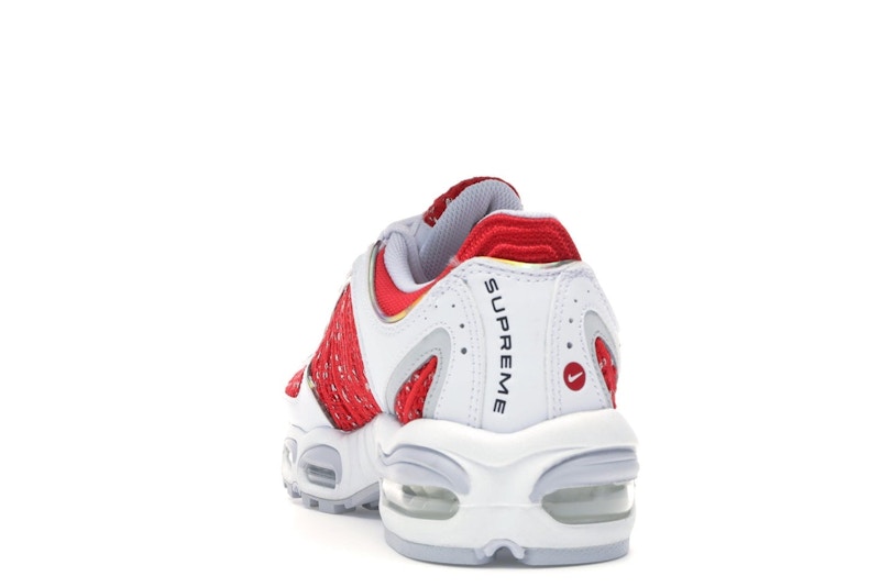 Nike Air Max Tailwind 4 Supreme White, vista a 360 gradi 27 di 36