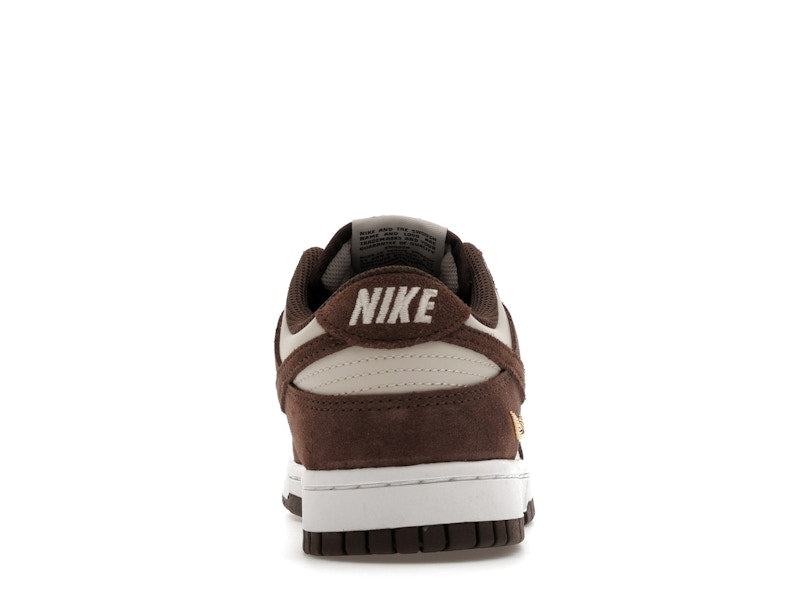 Nike Dunk Low Light Orewood Brown (Women's), vista a 360 gradi 30 di 39