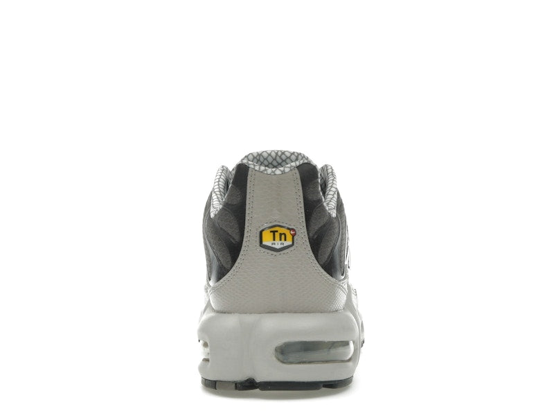 Nike Air Max Plus Year Of The Snake - Cave Stone/Summit White/Metallic Pewter/Vast Grey - IB7679-200 - 28