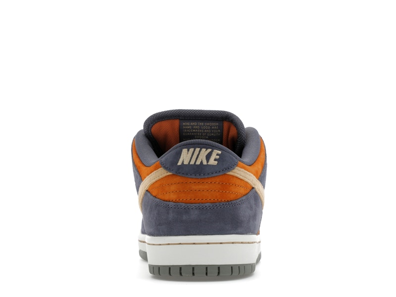 Nike SB Dunk Low Light Carbon Monarch, vista a 360 gradi 28 di 36