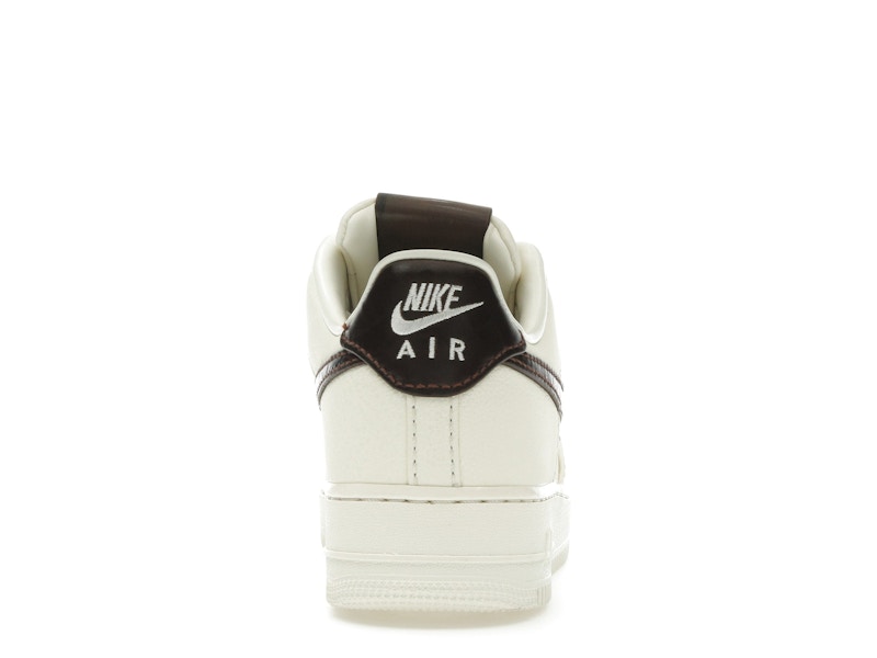 Nike Air Force 1 Low '07 Soft Pearl Brown Croc, vista a 360 gradi 28 di 36