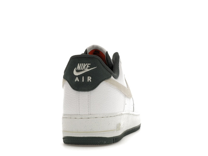 Nike Air Force 1 Low '07 LV8 Vintage Green, vista a 360 gradi 29 di 36