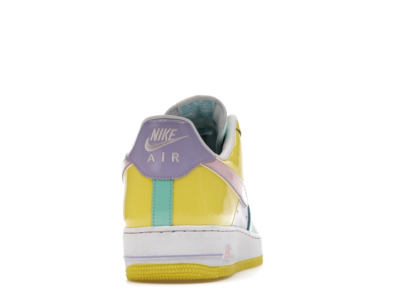 Nike Air Force 1 Low Easter (2026), vista a 360 gradi 29 di 36
