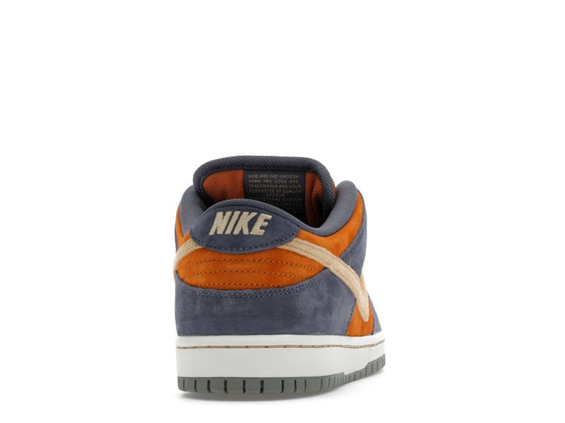Nike SB Dunk Low Light Carbon Monarch, vista a 360 gradi 29 di 36