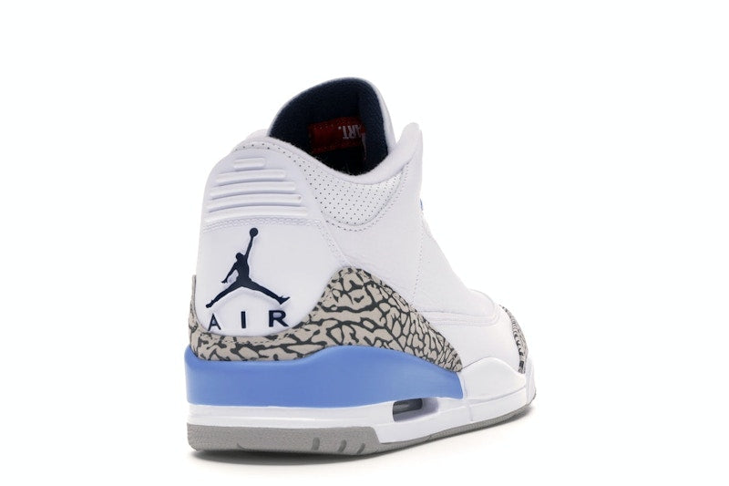 Air Jordan 3 Retro Unc (2020), vista a 360 gradi 30 di 36
