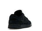 Nike Dunk Low SE Triple Black, vista a 360 gradi 31 di 36