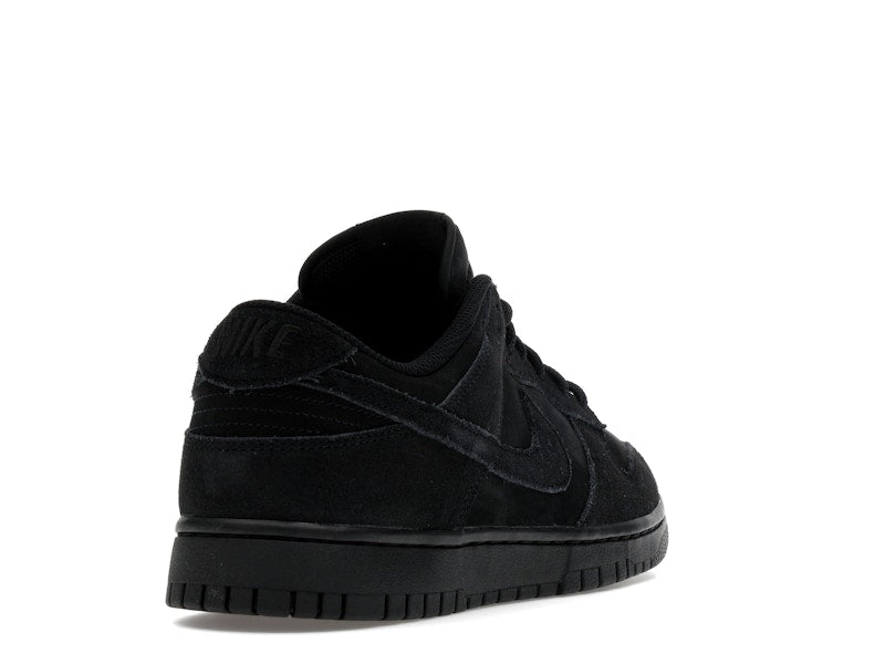 Nike Dunk Low SE Triple Black, vista a 360 gradi 31 di 36