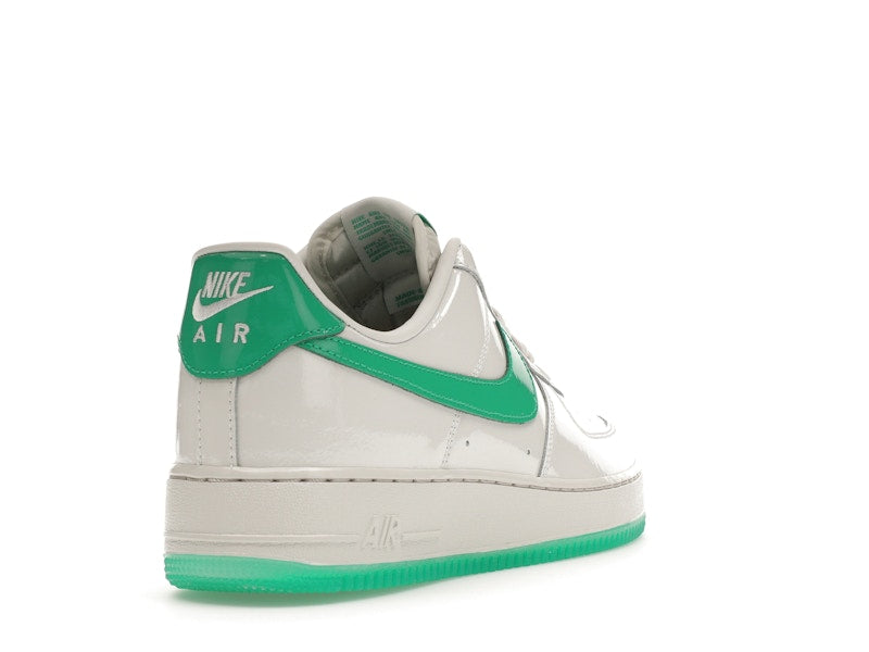 Nike Air Force 1 Low '07 Patent Platinum Tint Stadium Green, vista a 360 gradi 31 di 36