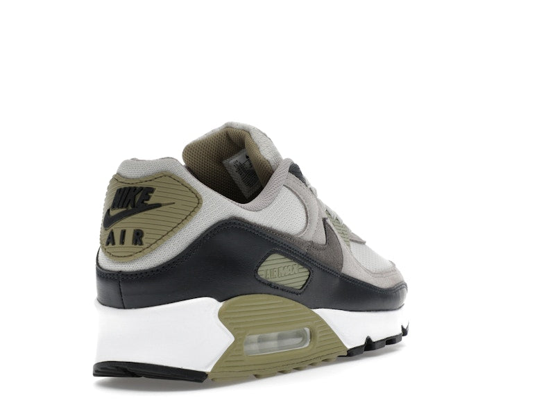 Nike Air Max 90 Light Bone Neutral Olive, vista a 360 gradi 31 di 36