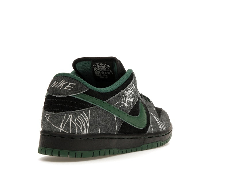 Nike SB Dunk Low There Skateboards, vista a 360 gradi 31 di 36