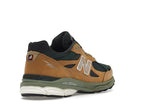New Balance 990v3 MiUSA Tan Green, vista a 360 gradi 32 di 36