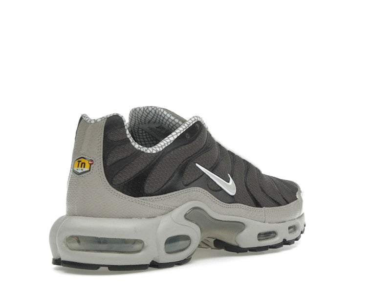 Nike Air Max Plus Year Of The Snake - Cave Stone/Summit White/Metallic Pewter/Vast Grey - IB7679-200 - 32