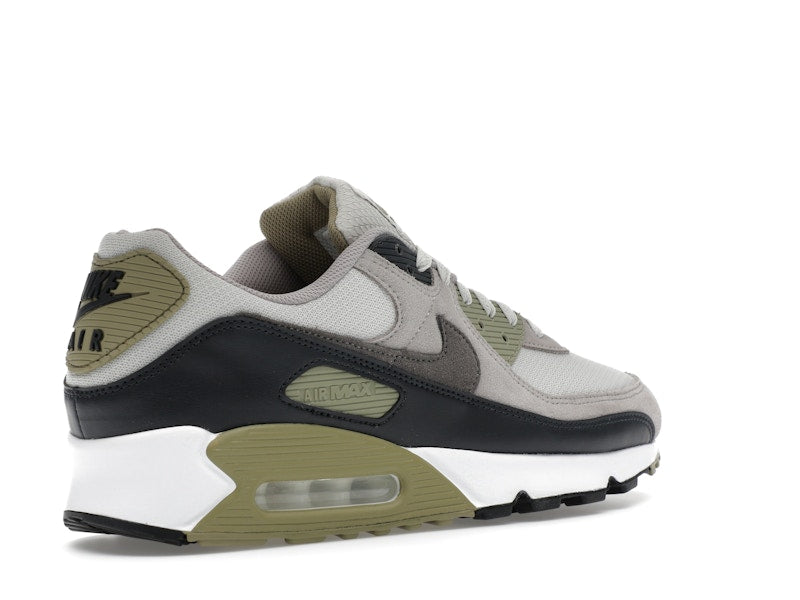 Nike Air Max 90 Light Bone Neutral Olive, vista a 360 gradi 33 di 36